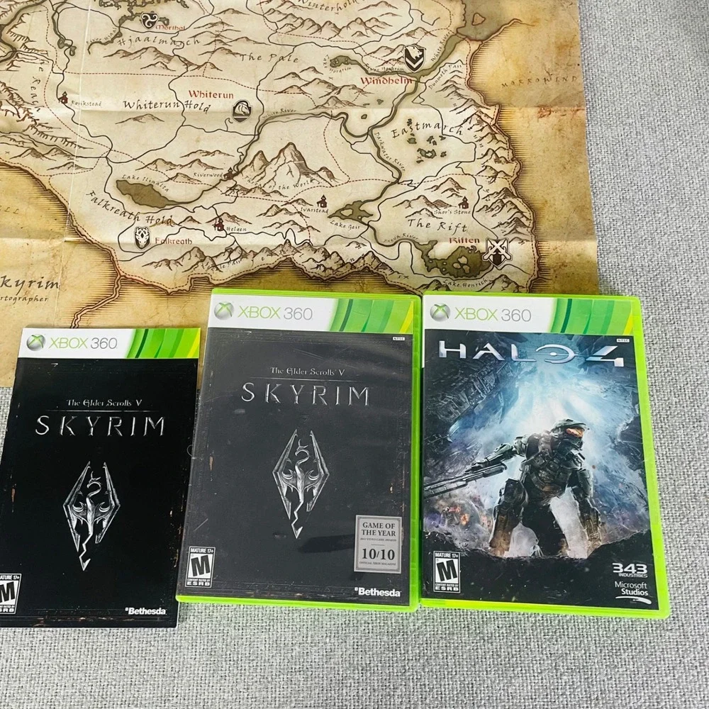Xbox 360 4 Game Lot Skyrim Halo 4 Titanfall Call of Duty Ghosts Maps Case Bundle